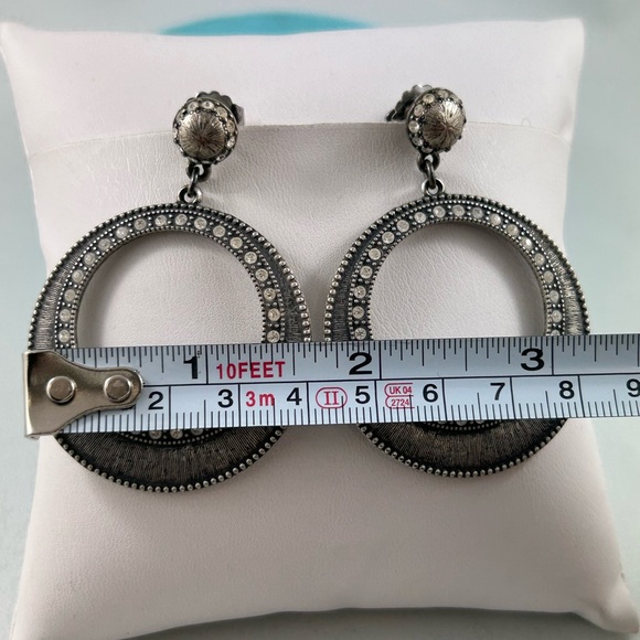 Lia Sophia statement earrings. - Picture 4 of 5